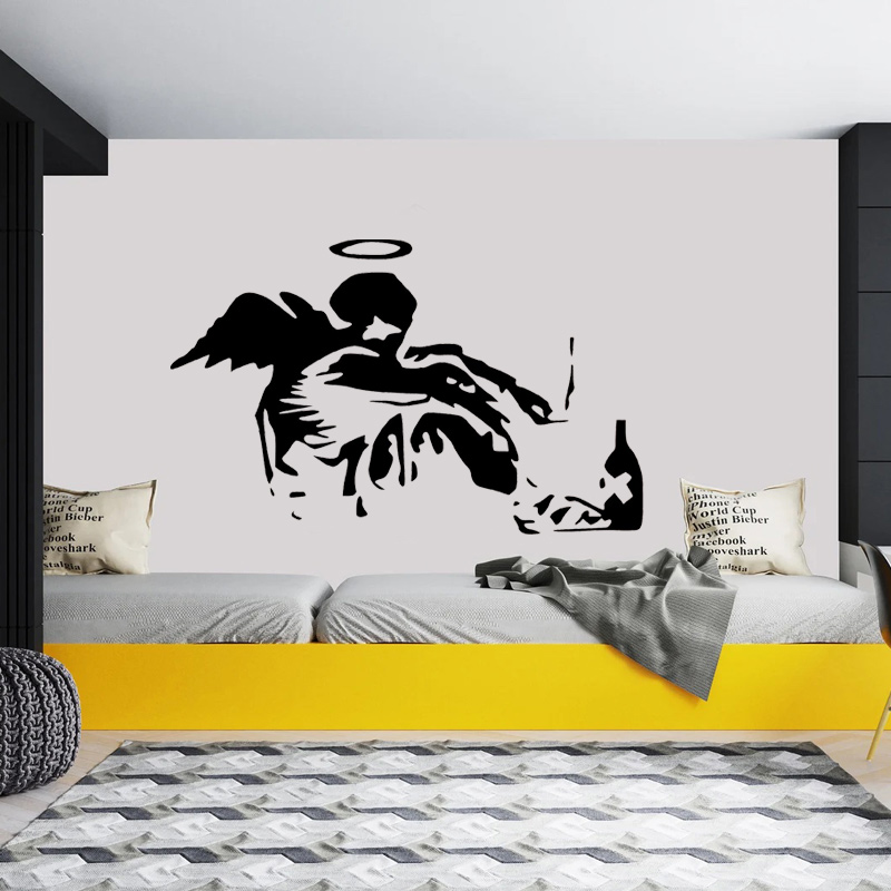 Banksy Fallen Angel Graffiti W - Home Cinema Room recension och pris
